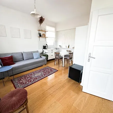 Apartment Center *
