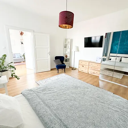 City Center Stylish Apartment In Bratislava Apartament *