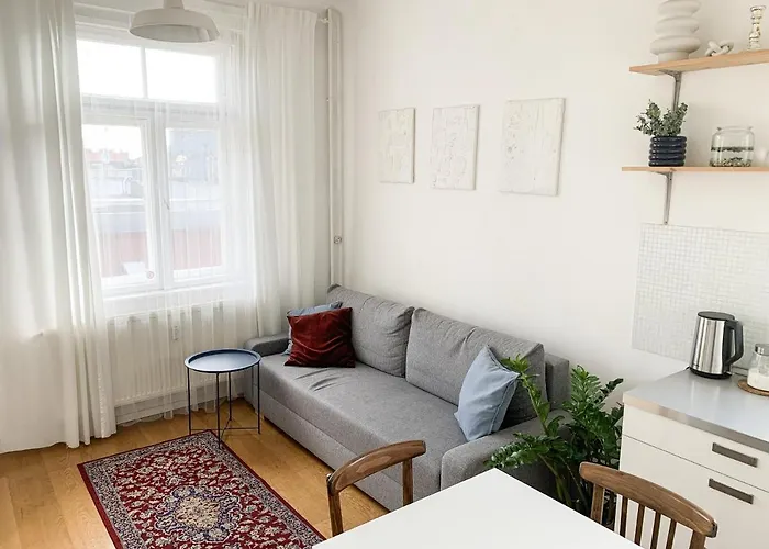 Center Stylish In Daire *