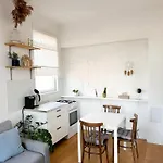 شقة City Center Stylish Apartment With Ac In Bratislava براتسيلافا